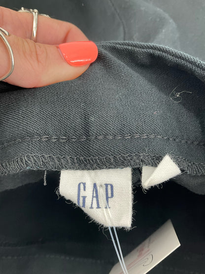 Gap Black High-Waisted, Side-Zip, Skort, Tailored, Minimalist, Preppy Size 2 Black Solid Shorts - Size 2