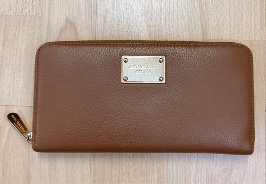 MK Camel Solid Wallet