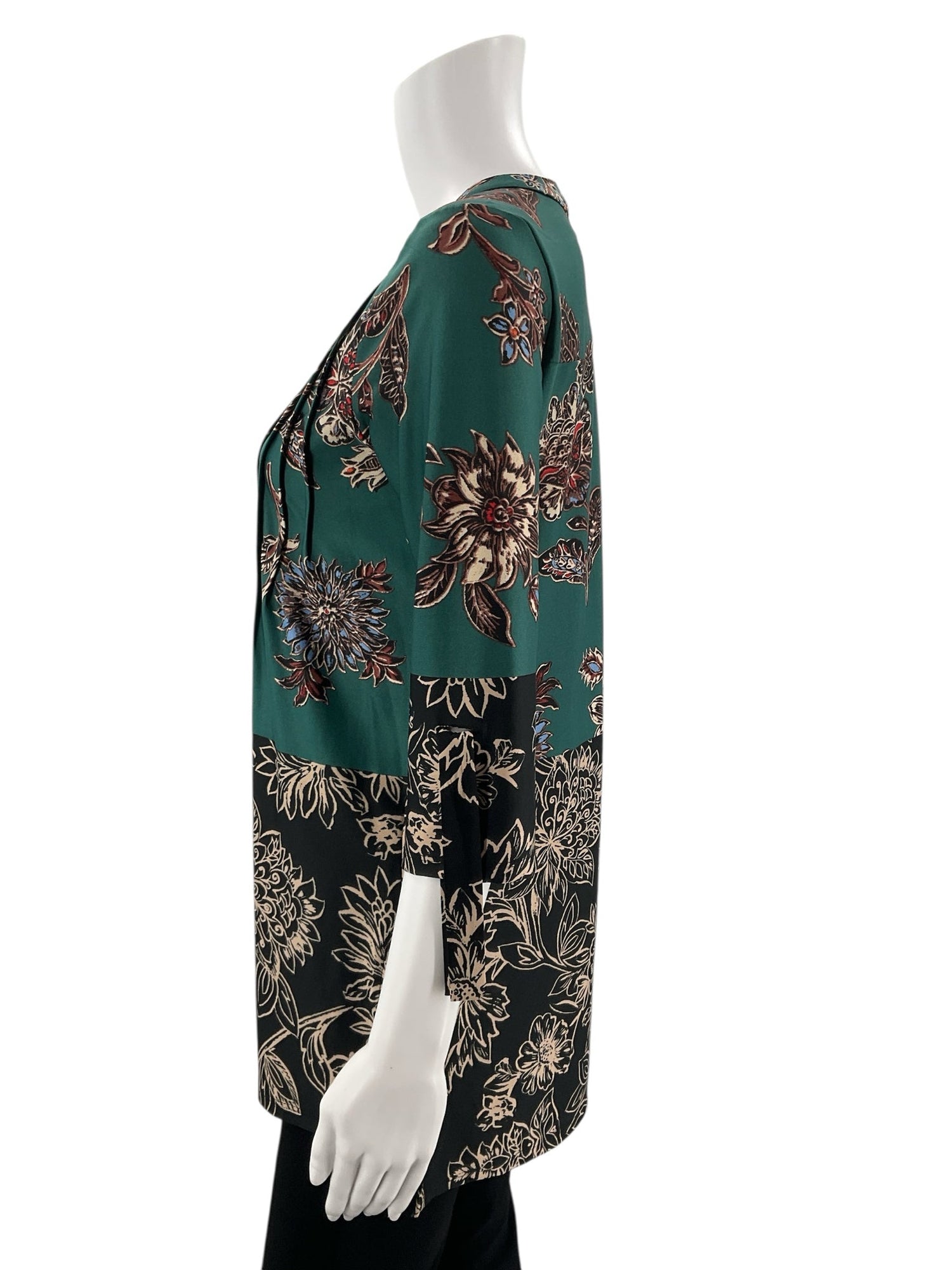 Figuerca &amp; Flower Green/Multi Floral Pre-Owned Casual Top - Size Small Petite - Margaret’s Fine Consignment