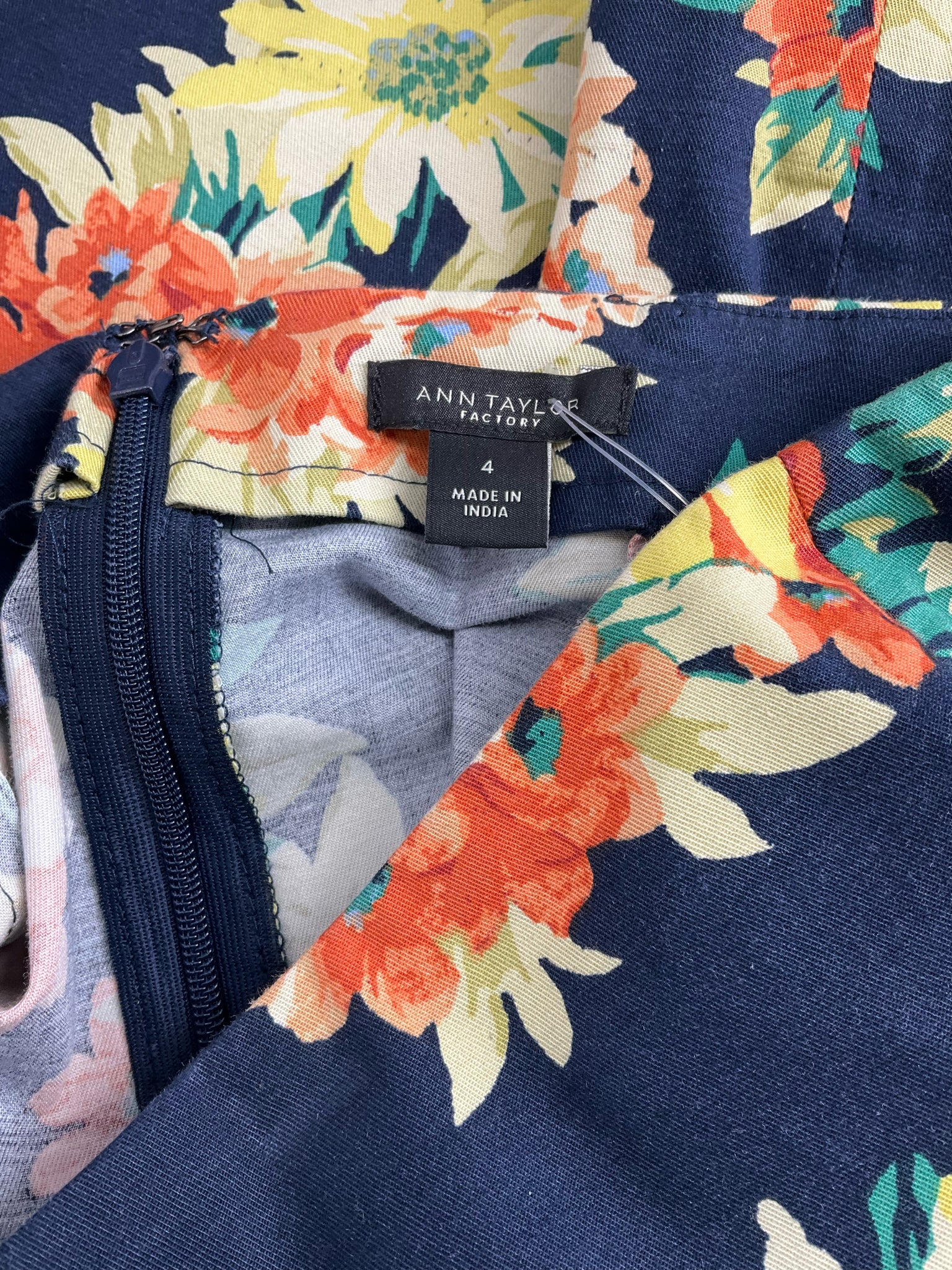 Ann Taylor navy/yellow/orange Skirt Navy/Yellow/Orange Floral Pre-Owned Ladies Skirt - Size 4 - Size 4