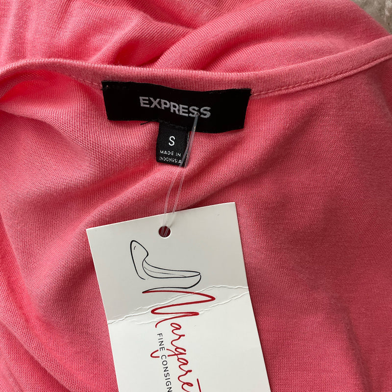 Express Coral Ruffle Pre-Owned Ladies Top - Size Small - Margaret’s Fine Consignment