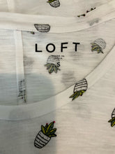 Loft White Sleeveless White Succulent Plant Print Short Sleeve Tee T-Shirt Size Small - Size S