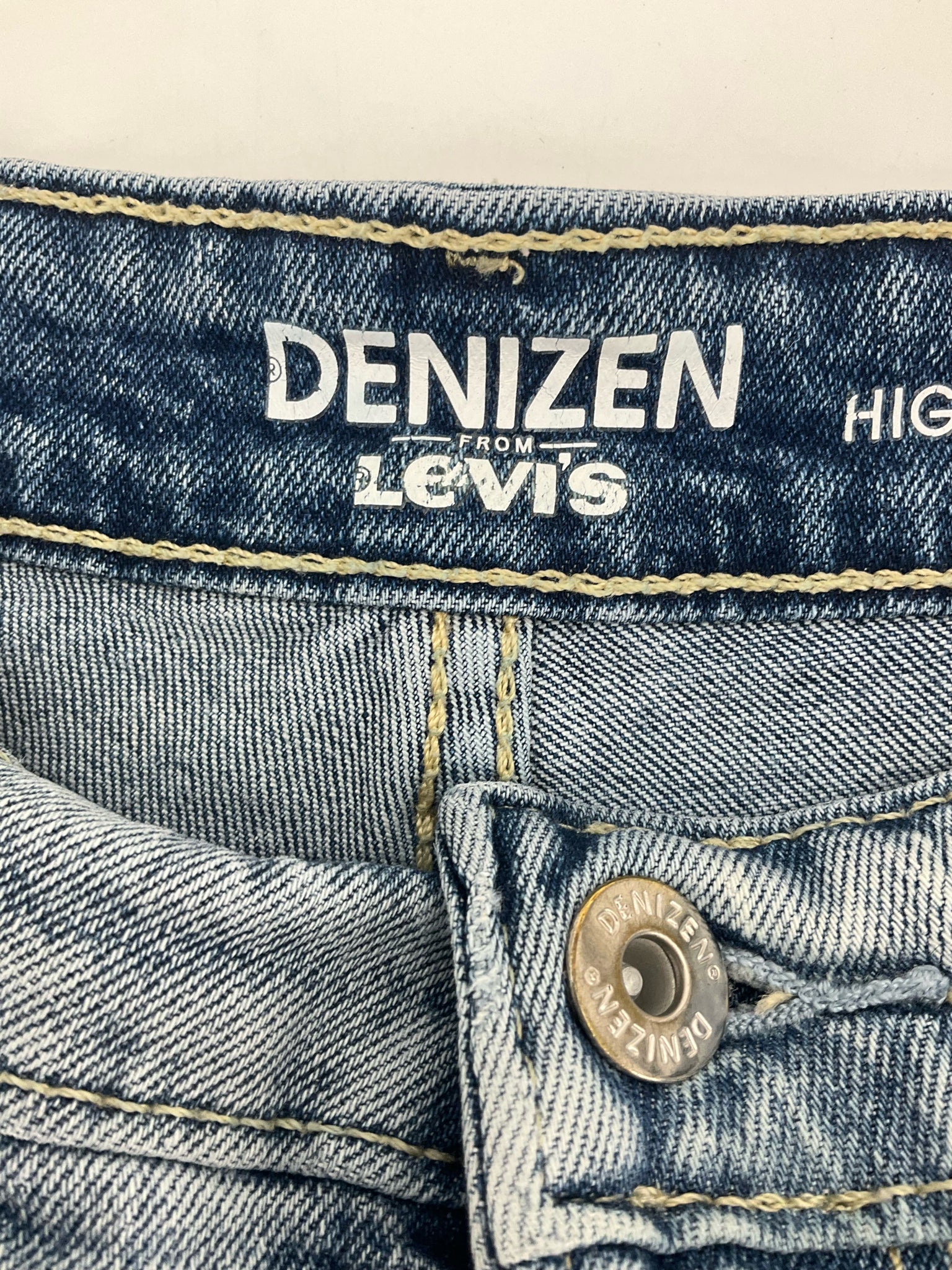 Denizen from Levi&
