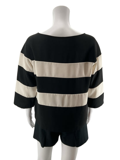 Ann Taylor Size M black/white colorblock Pre-Owned Casual Top - Downstairs