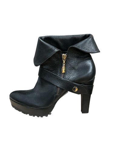 diane von furstenberg Shoe Size 8 Black Solid Pre-Owned Ladies booties