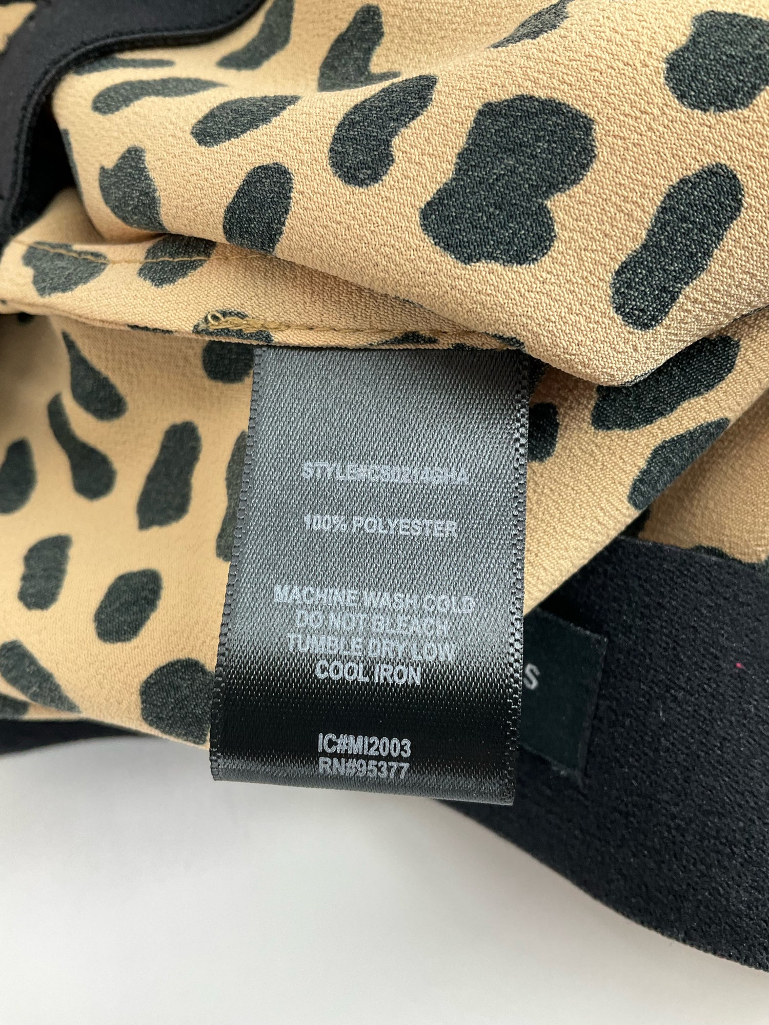 Sanctuary Tan/Black Animal Pre-Owned Ladies Skirt - Size Medium