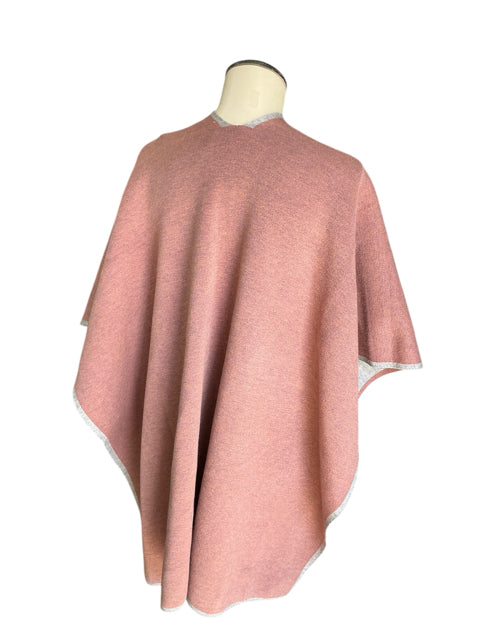 Kerisma Hayden Reversible Poncho Wrap Shrug NWT One Size Mauve Gray Cashmere Blend