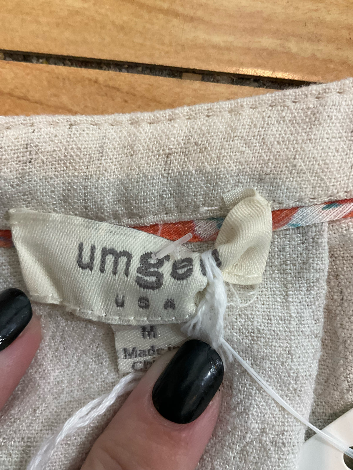Umgee Tan Linen Cotton Boho Top with Lace Floral Sleeves Size Medium - ONLINE ONLY