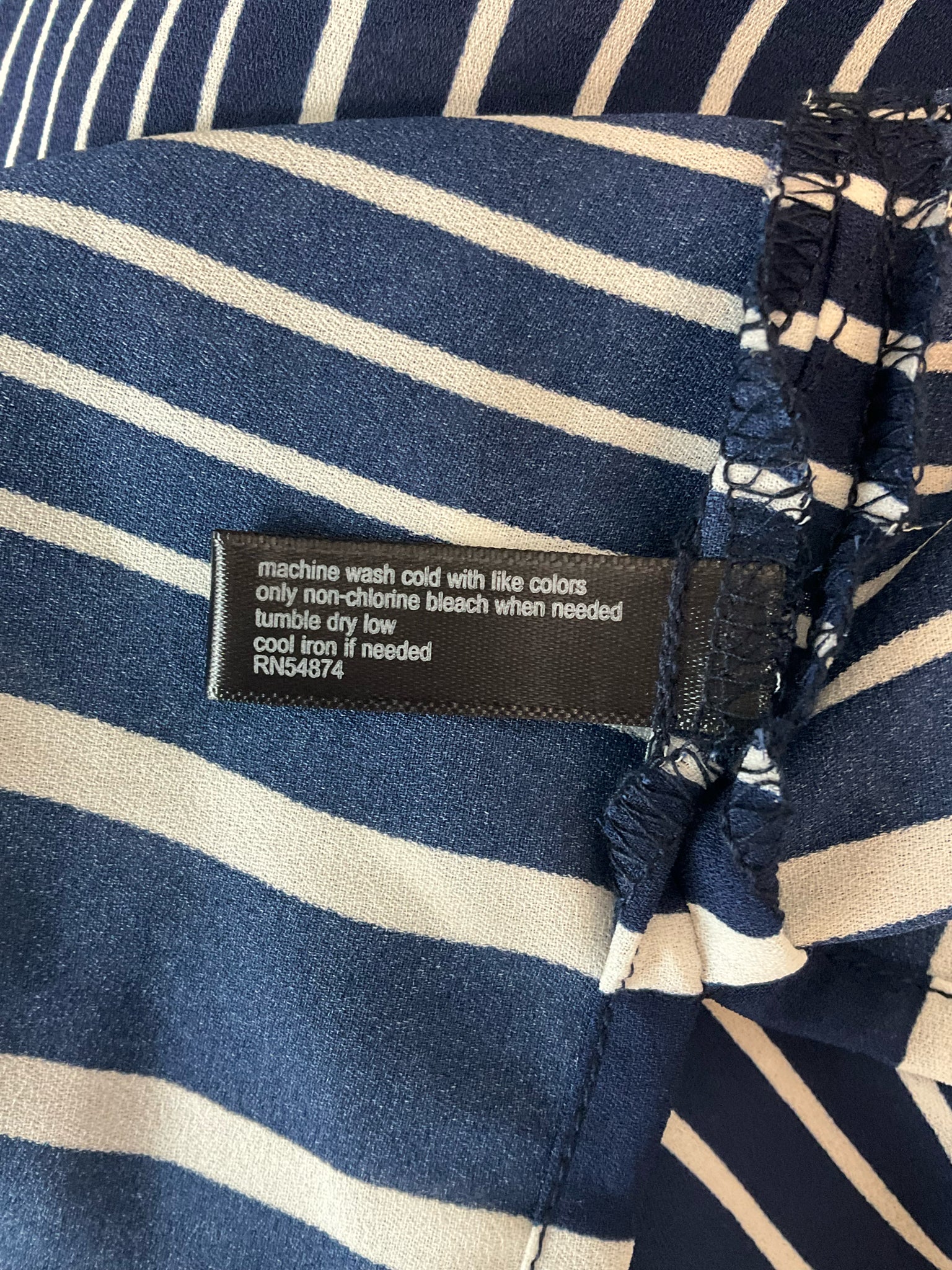 The Limited white/navy Short Sleeve Navy White Striped High-Low Tunic Top Size Large NWT - Size L