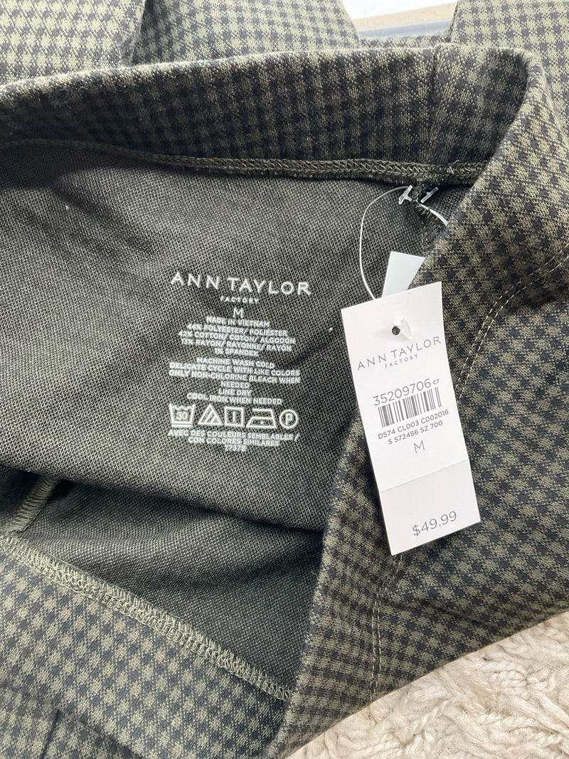 Ann Taylor Olive/Black Checkered Pre-Owned Ladies Pants - Size Medium