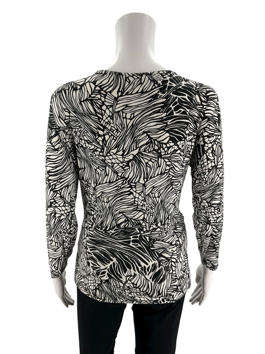 Cable &amp; Gauge Black/White Print Pre-Owned Ladies Top - Size Medium - Margaret’s Fine Consignment