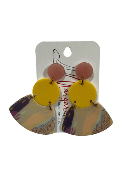 Hangavi Abstract Art Colorblock Acrylic Statement Drop Earrings