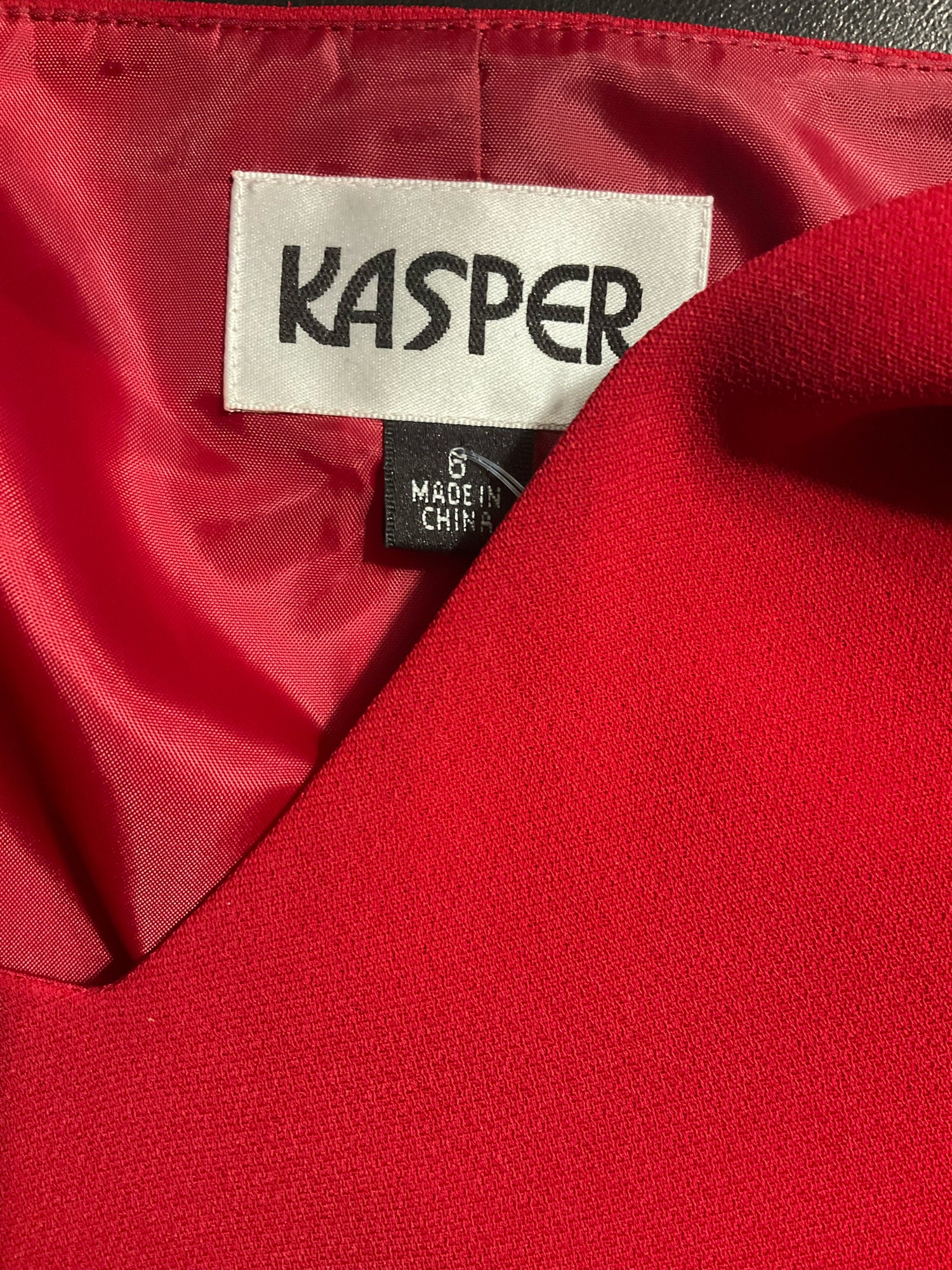 Kasper Red Solid Pre-Owned Ladies 2 Piece Skirt Set - Size 6