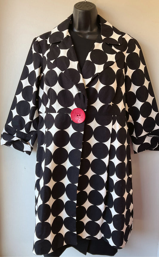 3 Sisters Size L black/white Circles Jacket