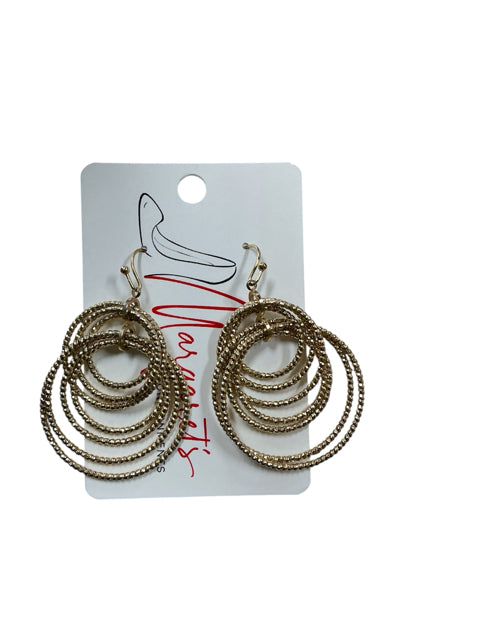No Brand Gold Earrings