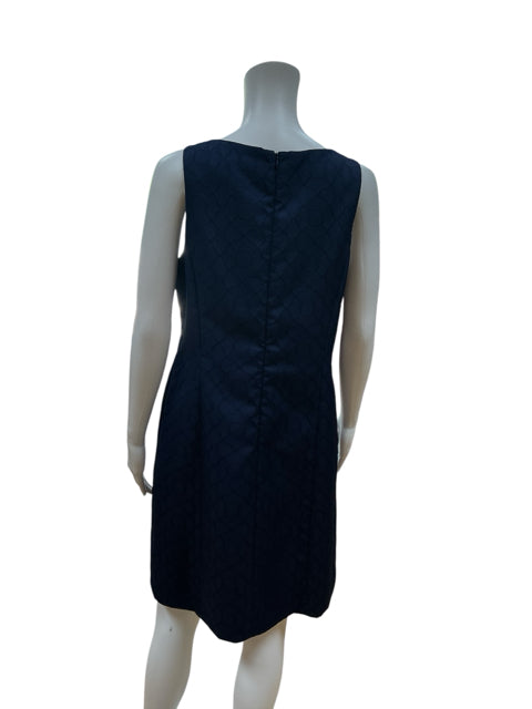 Back view of Cappagallo Navy/Gold Solid Pre-Owned Ladies Dress - Size 8 showing concealed zipper and tailored sheath fit in navy jacquard fabric.
