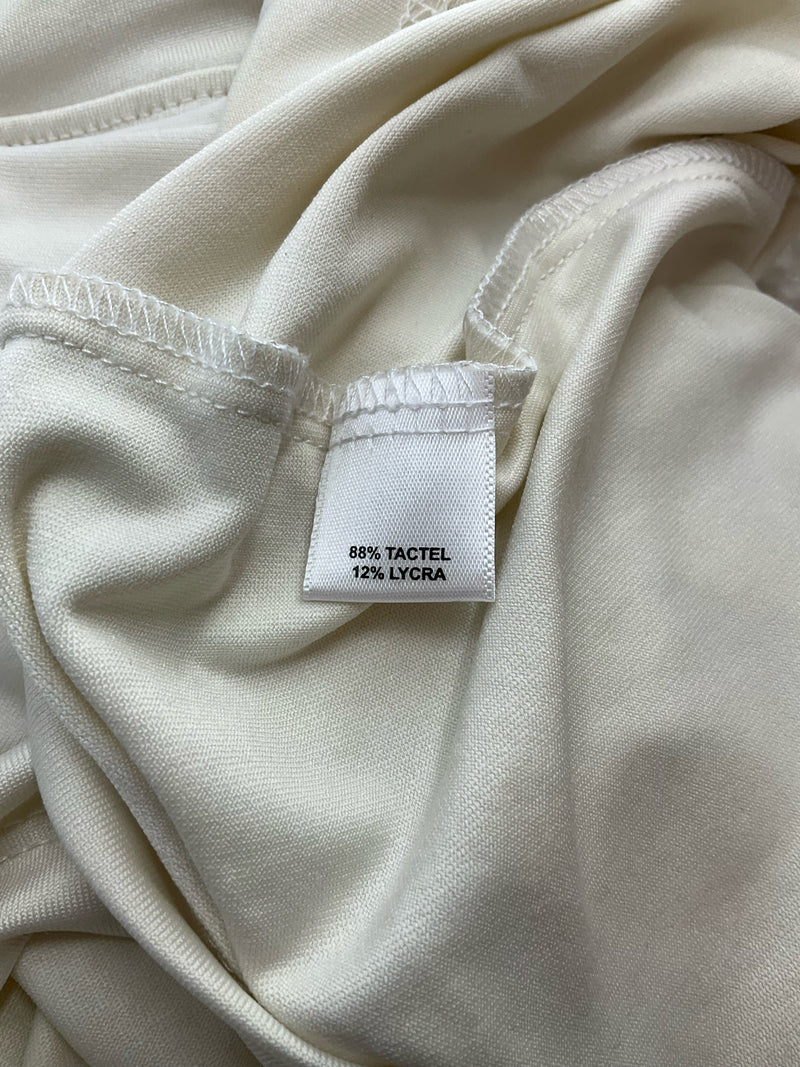 A'NUE Cream Solid Pre-Owned Ladies Top - Size Medium