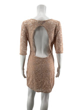 Reign On Peach Bodycon Peach Lace Pre-Owned Ladies Dress - Size Medium - Size M