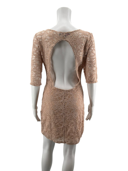 Reign On Peach Bodycon Peach Lace Pre-Owned Ladies Dress - Size Medium - Size M