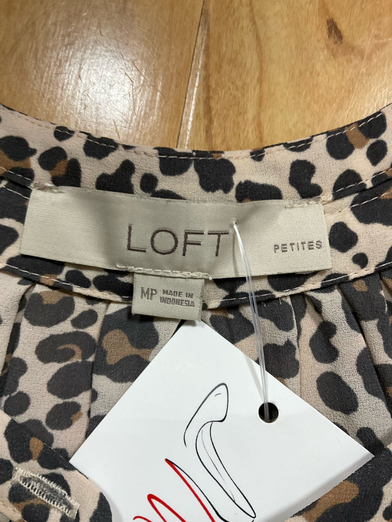 LOFT Petites Leopard Print Shirred Blouse Tan Brown Animal Print Top Size MP