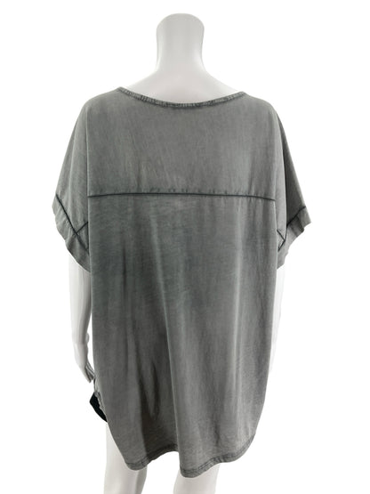 New Collection Italian Made Gray Star Appliqué Dolman Sleeve Top M/L