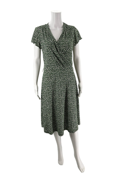 Charter Club ivory and green print dress in size 8, featuring a feminine design and elegant silhouette.
