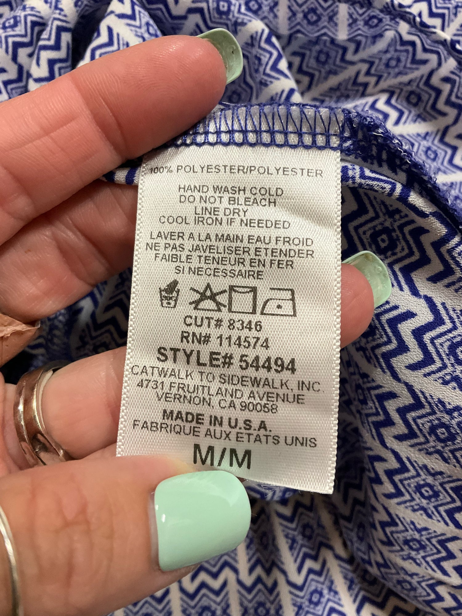 Pleione Geometric Print V-Neck Roll Tab Sleeve Blouse Top Size Medium