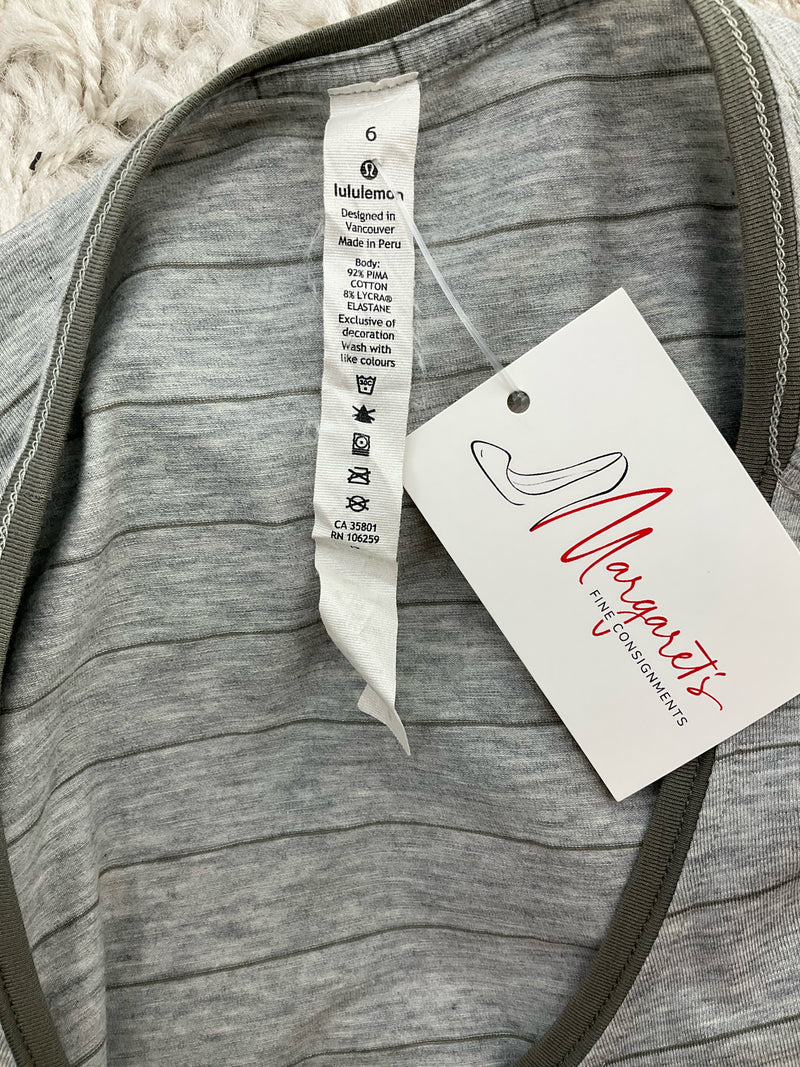 Lululemon Gray/Olive Stripe Pre-Owned Ladies Top - Size 6