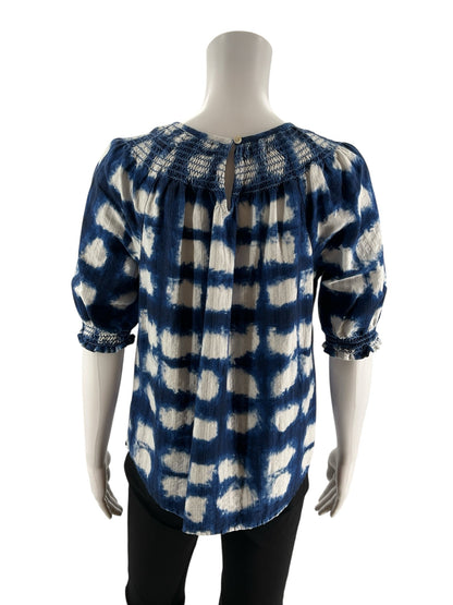Sonoma Blue/White Print Pre-Owned Ladies Top - Size Medium Petite - Margaret’s Fine Consignment