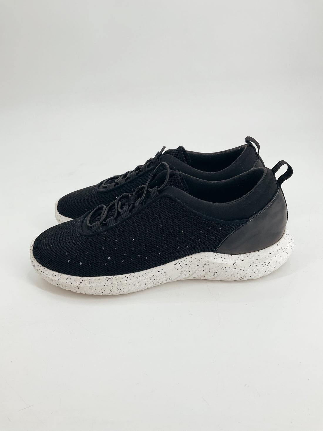 Clarks Black Rhinestone Pre-Owned Ladies Sneakers Size 8W with speckled white sole and mesh upper, side view for e-commerce display.