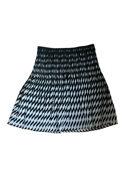 Alfani Black &amp; White Diamond Print Pleated A-Line Skirt | Size Medium - ONLINE ONLY