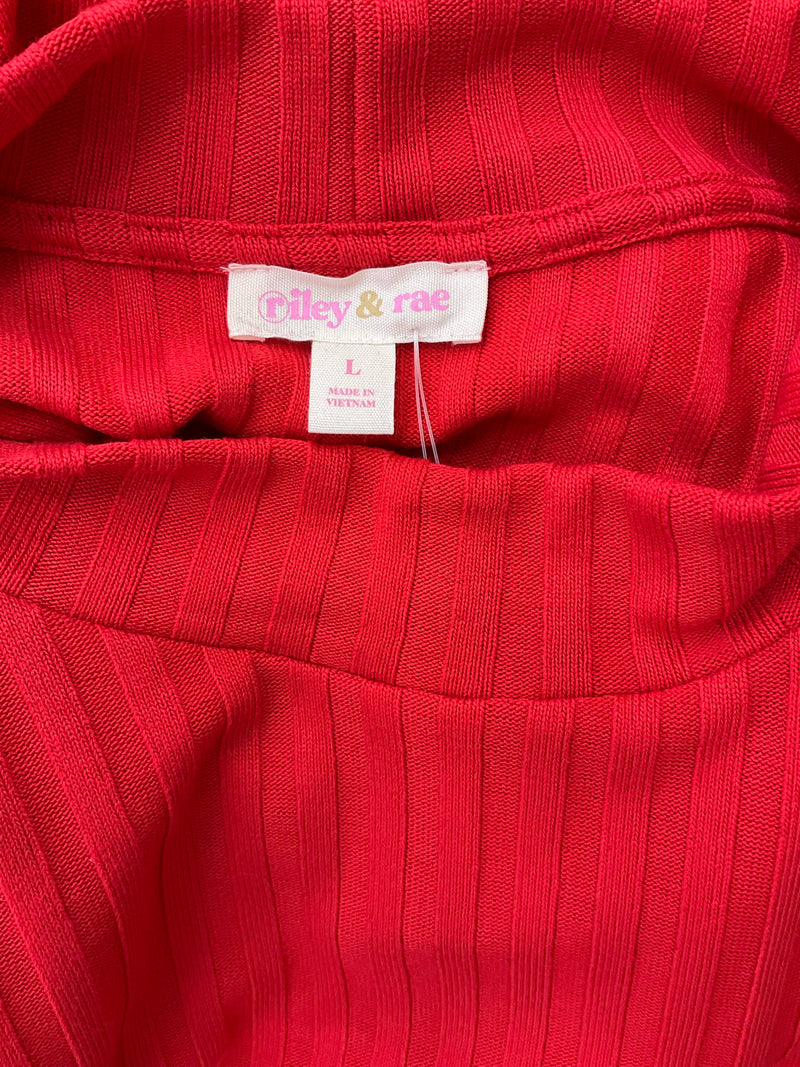 Riley & Rae Red Ribbed Pre-Owned Ladies Top - Size Large