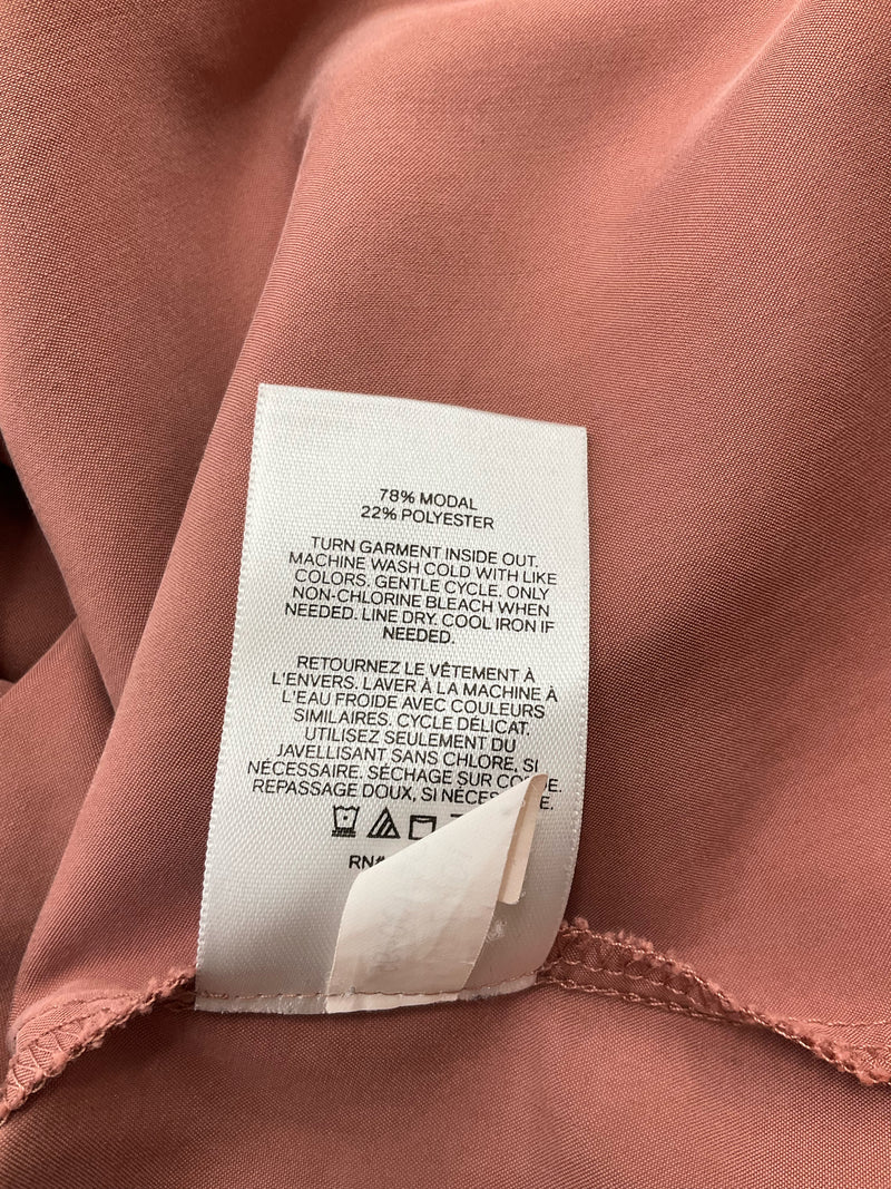 Express Salmon Solid Pre-Owned Ladies Top - Size Small