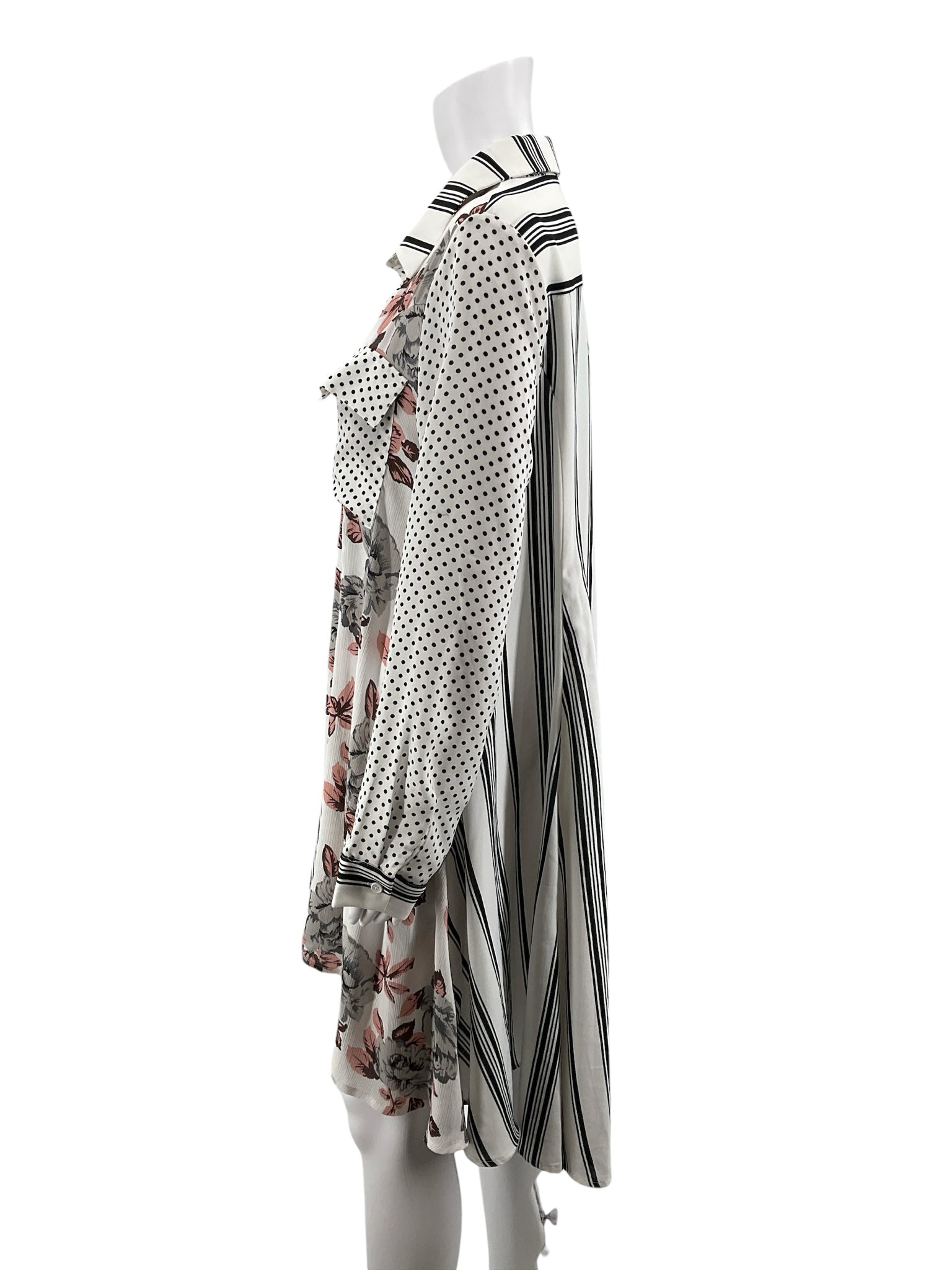 Why Dress White/Black/Pink Floral Mixed Print Floral &amp; Stripe Button-Down Shirt Dress Size Medium - Size M