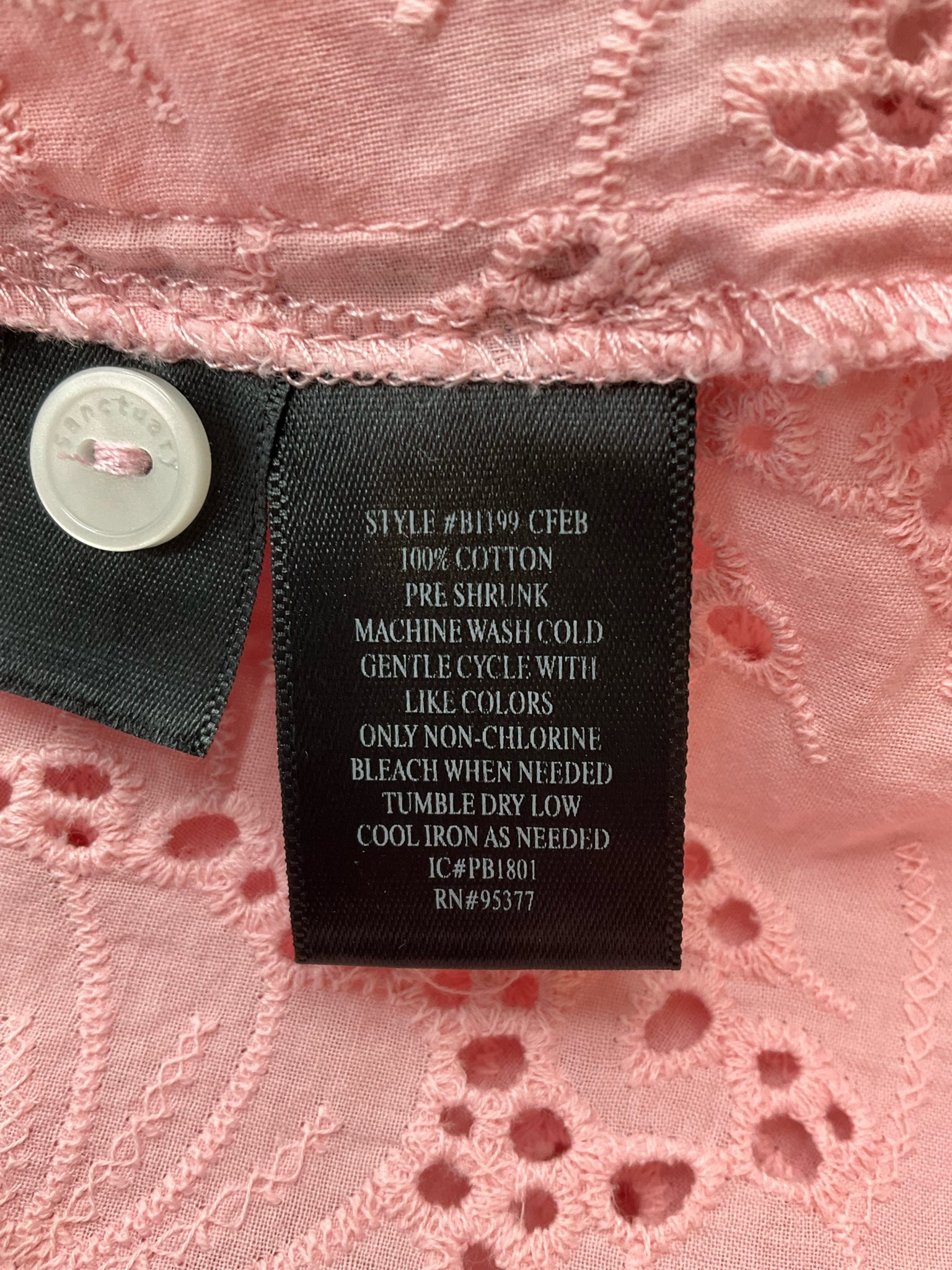 Sanctuary Pink Eyelet Pre-Owned Ladies Top - Size Small