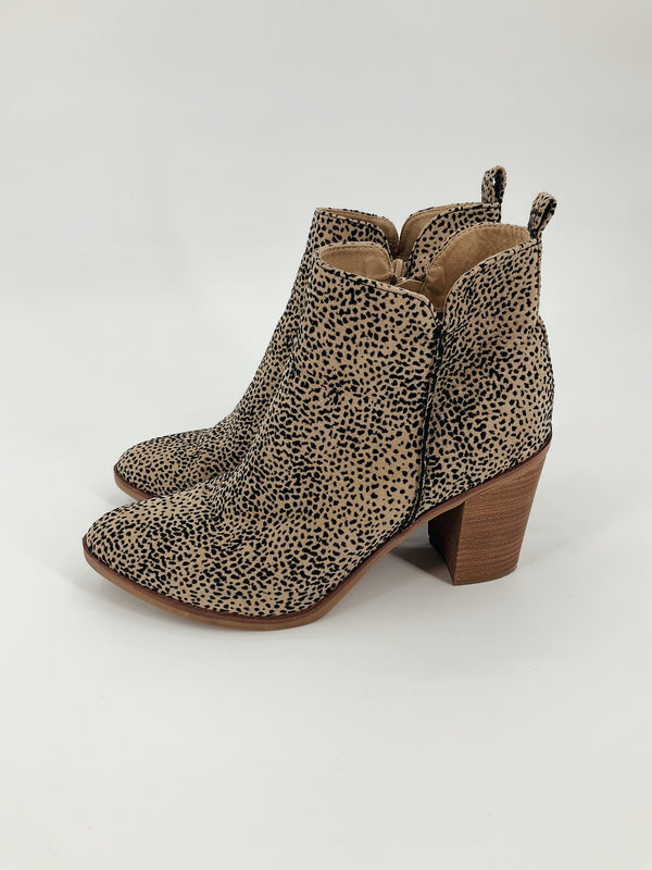 MIA Tan/black Animal Pre-Owned Ladies Booties - Size 10