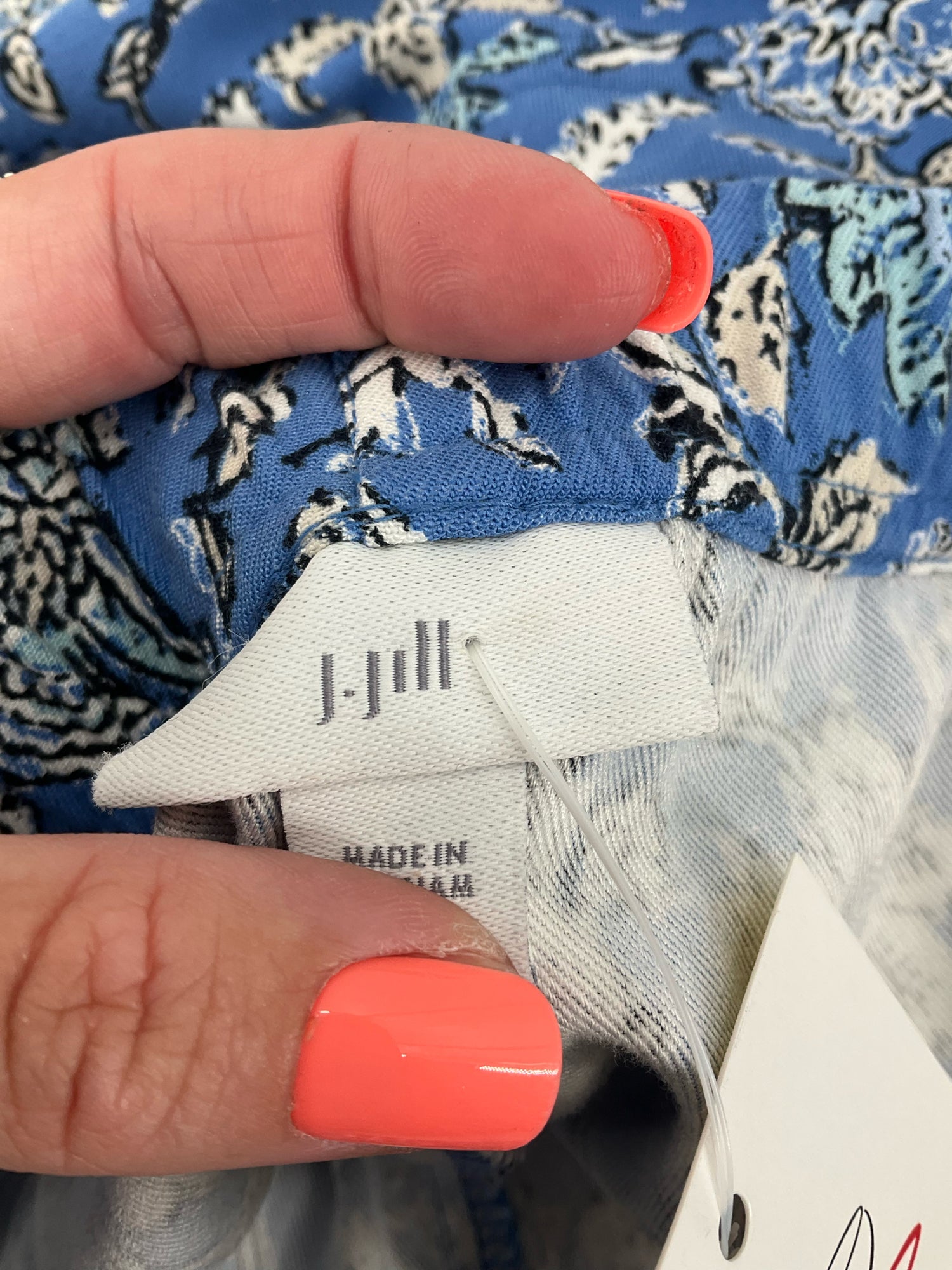 J.Jill Floral Border-Print Rayon Shorts Blue White Size Medium