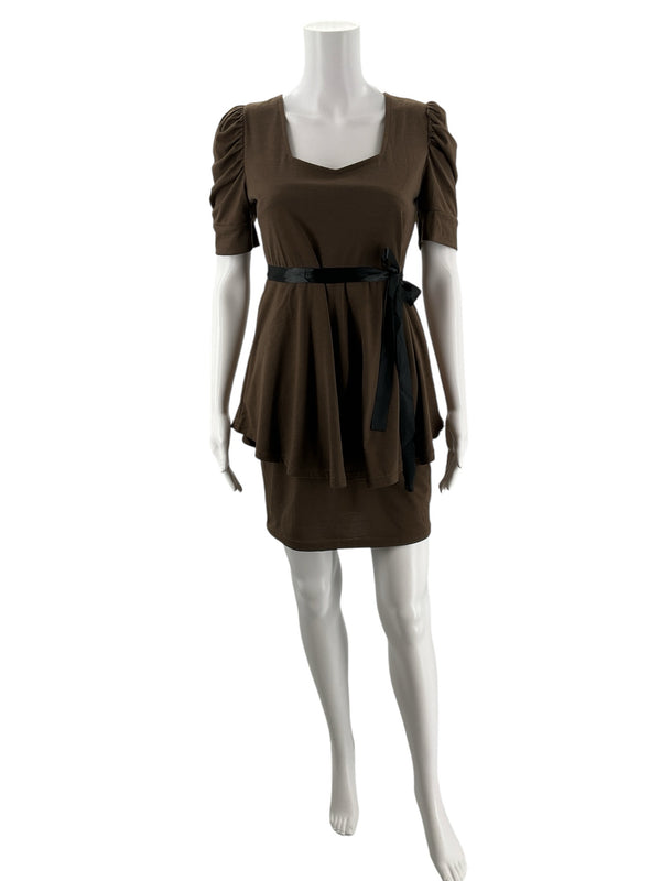 Deja Vu Brown Solid Pre-Owned Ladies Dress - Size Medium