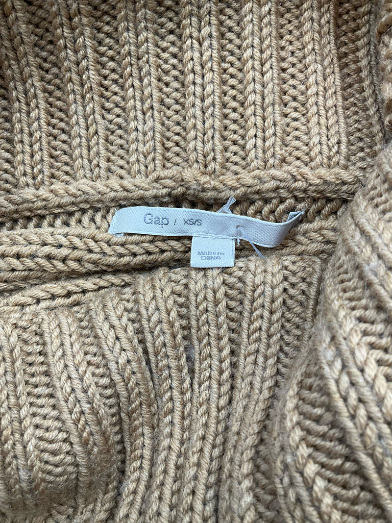 Gap Camel Cable Pre-Owned Ladies Shrug - Size XS/S