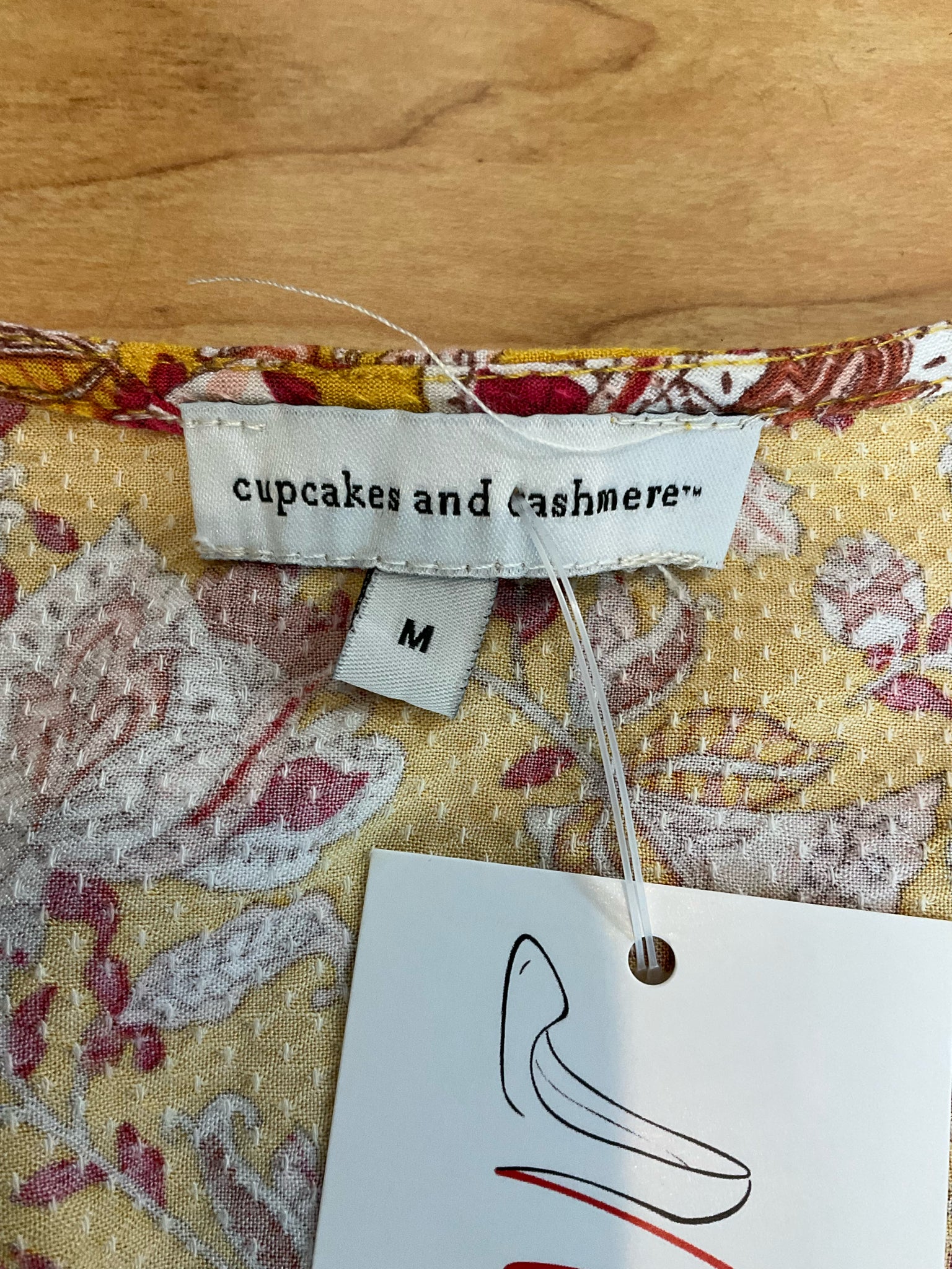 Cupcakes &amp; Cashmere Payson Floral Smocked Waist Blouse Top Size Medium