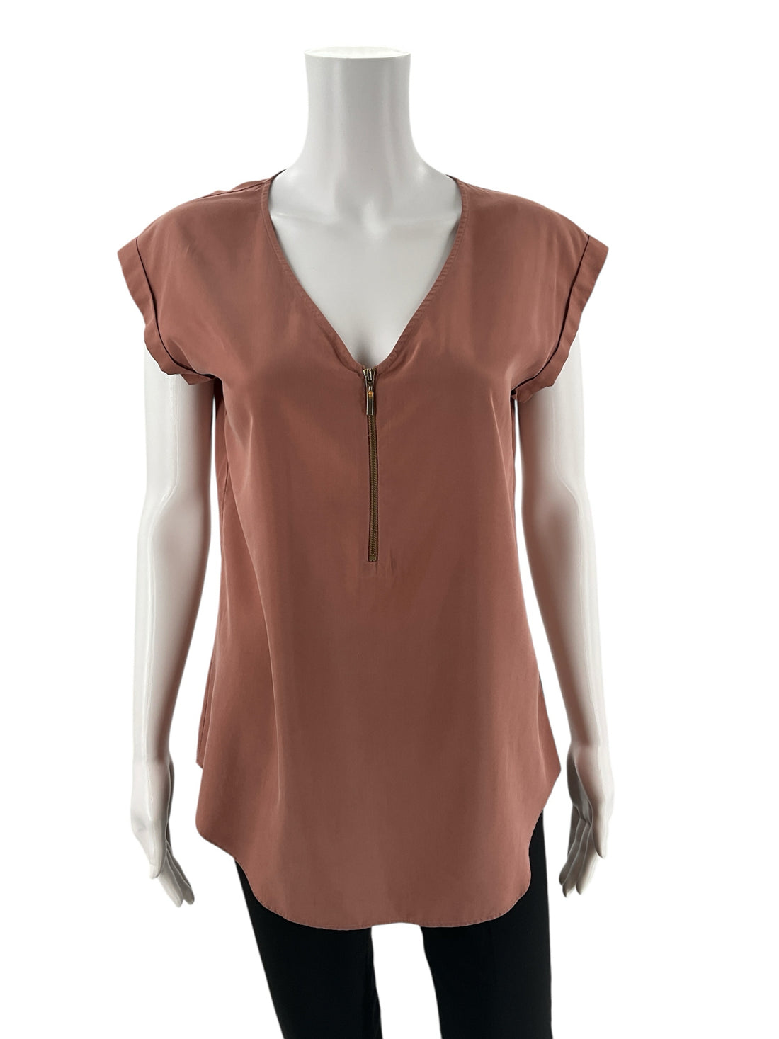 Express Salmon Solid Pre-Owned Ladies Top - Size Small