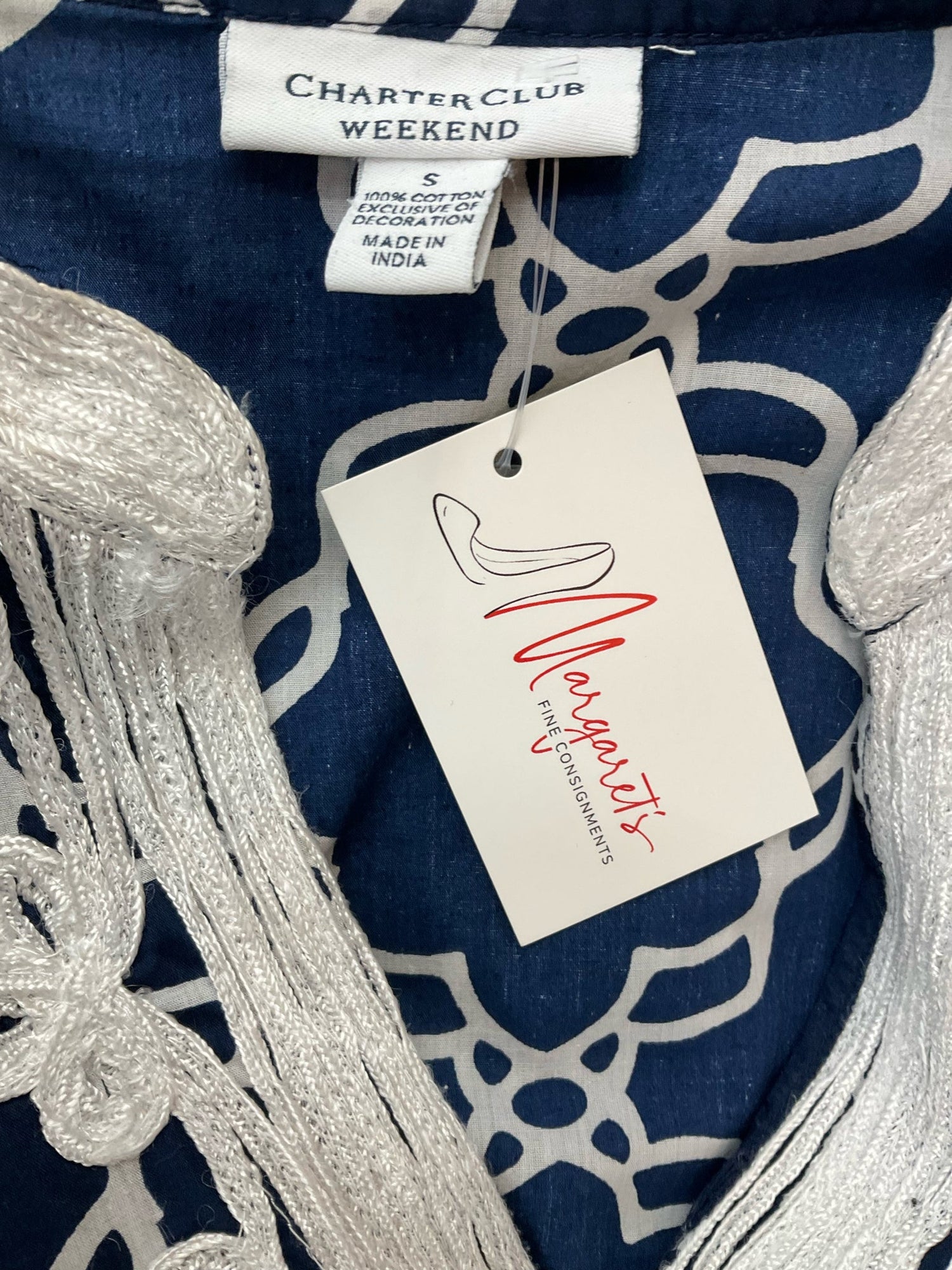 Charter Club Navy/White Print Pre-Owned Ladies Top - Size Small - Margaret’s Fine Consignment