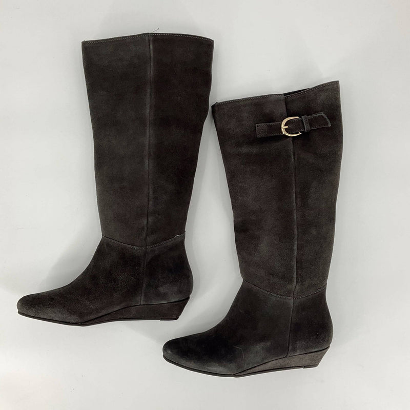 Steven Gray Suede Pre-Owned Ladies Boots - Size 6.5 - Margaret’s Fine Consignment