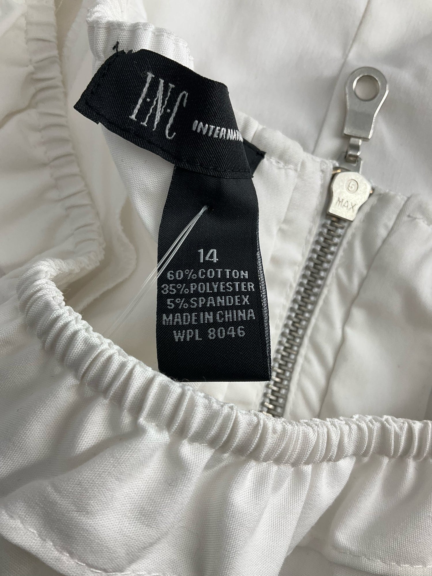 INC - White Solid Pre-Owned Ladies Casual Top - Size 14