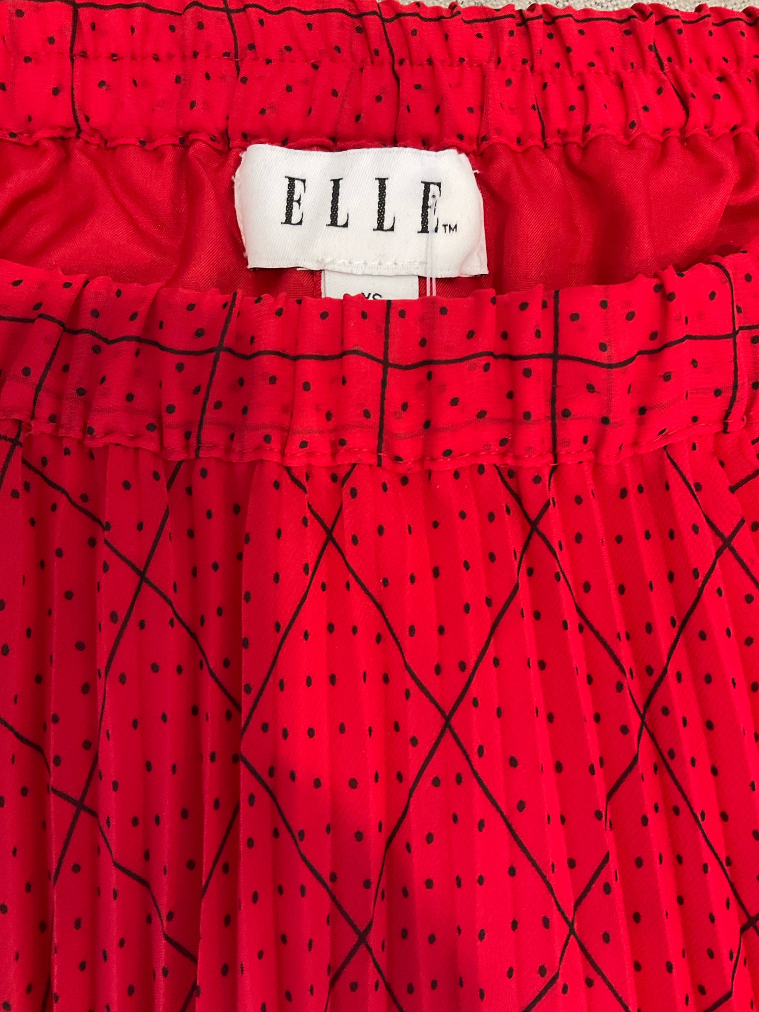 Elle red/black Skirt Pleated Polka Dot Midi Skirt Red &amp; Black Size XS - Size XS