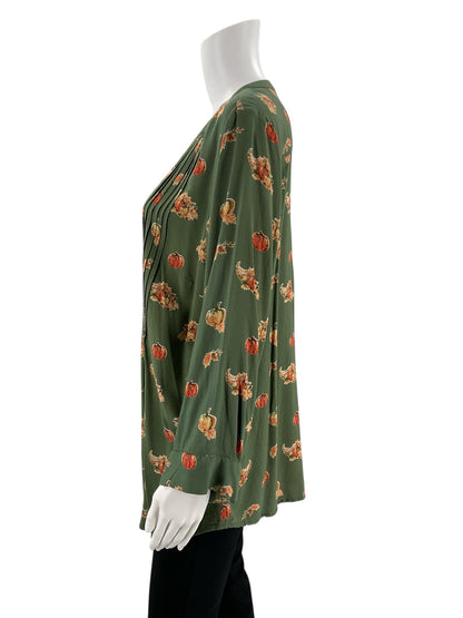 Coldwater Creek pre-owned ladies top featuring green and orange pumpkins, size 1X, with a casual, autumn-inspired design.