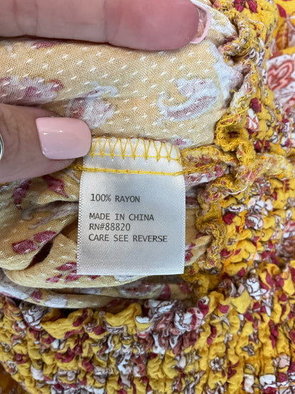 Cupcakes &amp; Cashmere Payson Floral Smocked Waist Blouse Top Size Medium