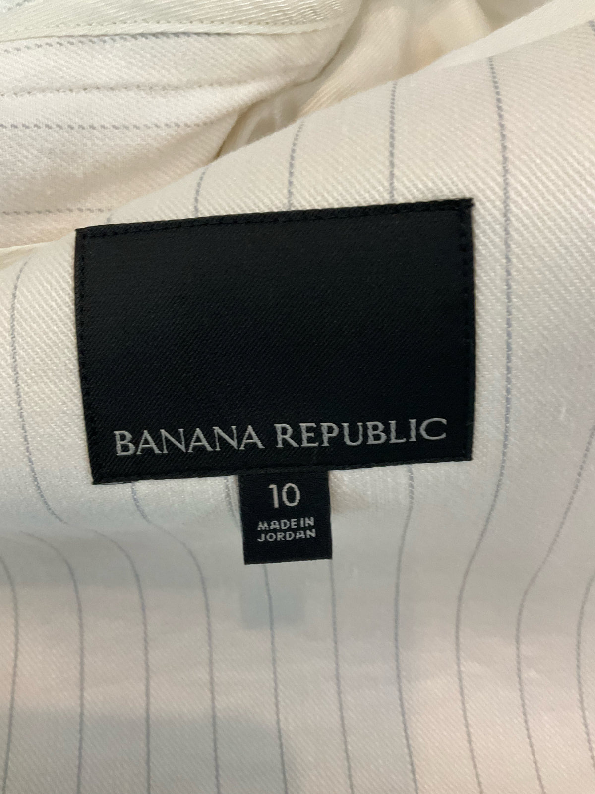 Banana Republic Cream Pinstripe Single Button Blazer | Size 10 | Career
