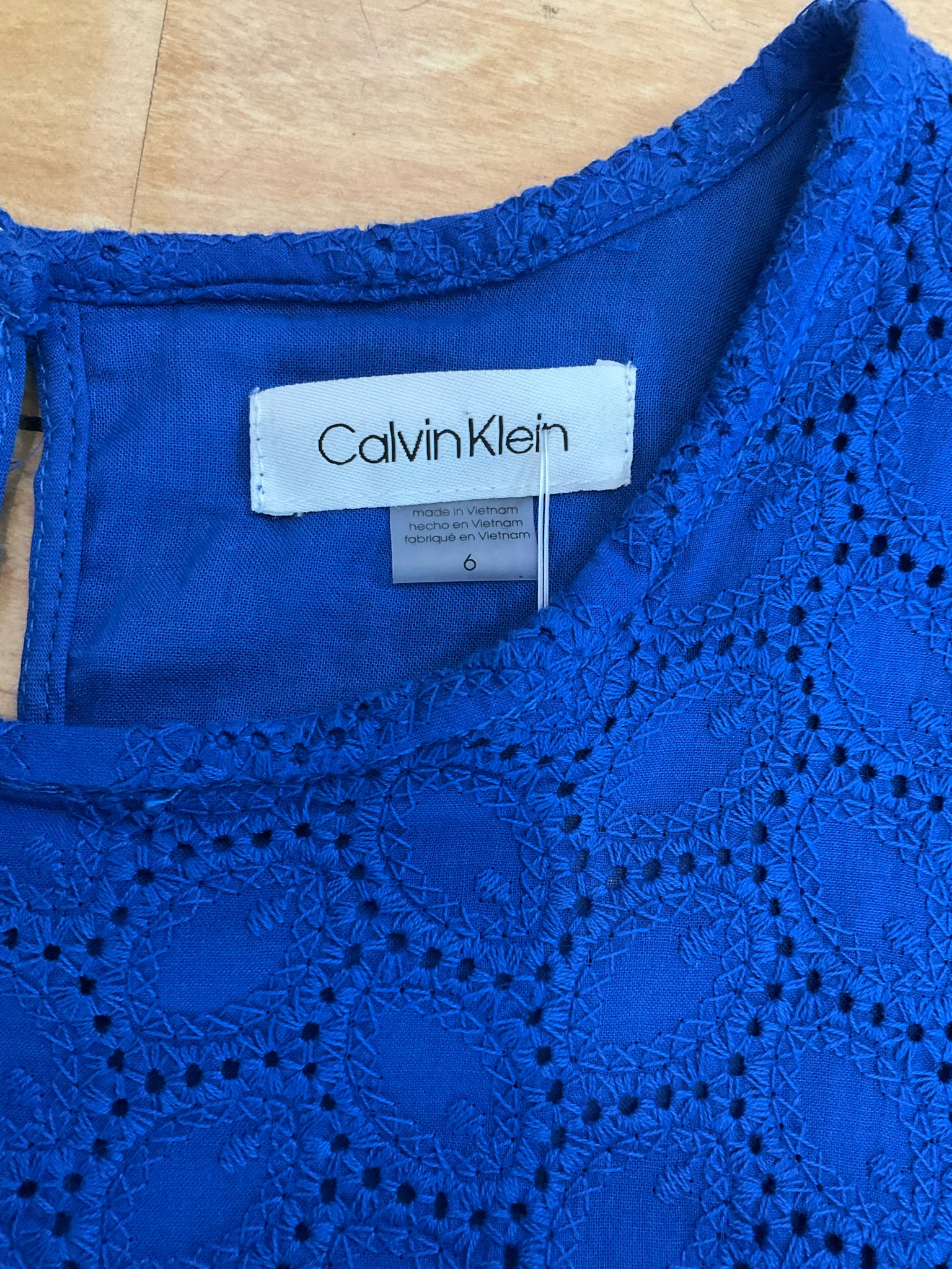 Calvin Klein Size 6 Blue Solid Pre-Owned Ladies Dress