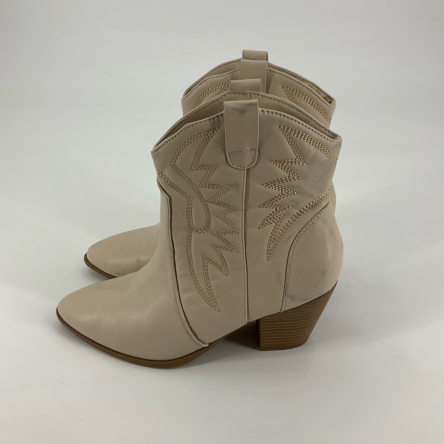 Qupid Barnes Western Cowboy Boots Cream Faux Leather Pointed Toe Size 8